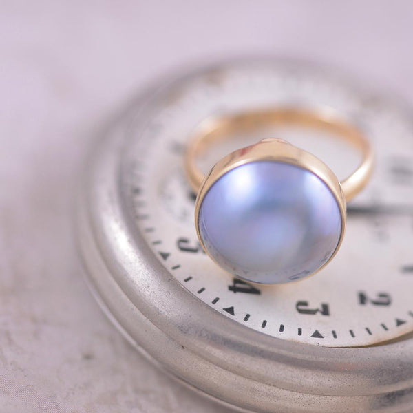 9ct Yellow Gold Blue Mabe Pearl Ring