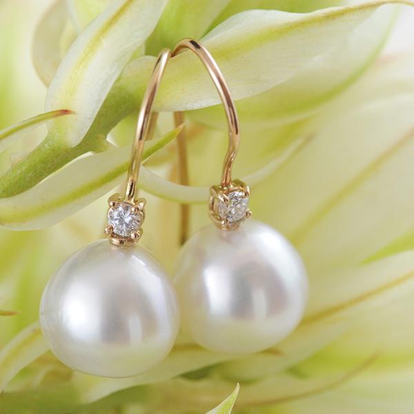 South Sea Pearl Diamond Earrings set in 18k Rose Gold To Hold