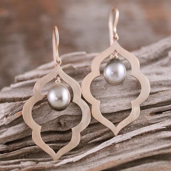 Mother of pearl earrings drop discount
