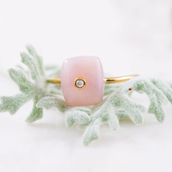Pink Quartz & Diamond Gold Ring