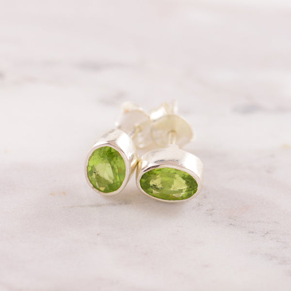 Sterling Silver Oval Peridot Studs