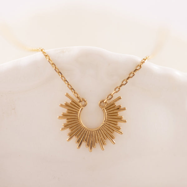 Sun Ray Style Pendant in 9K Yellow Gold