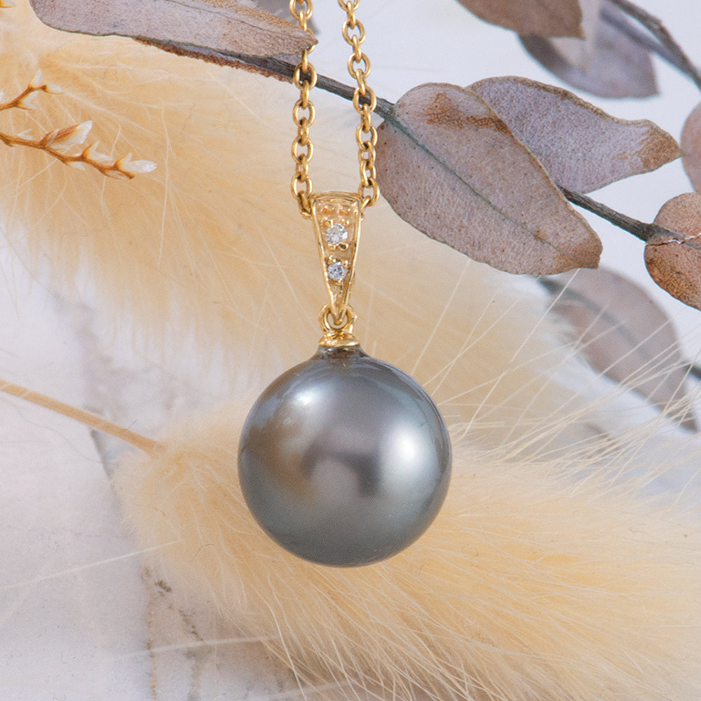 Diamond Pendant Black Pearl Pendant Yellow Gold VINTAGE BLACK