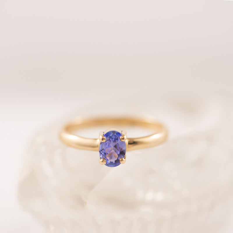 9K Yellow Gold Tanzanite ring