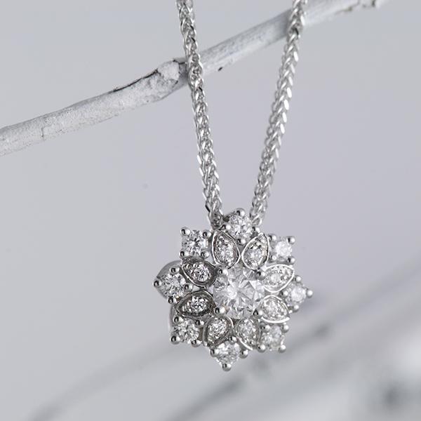 Diamond Flower Star Pendant set in 18k White Gold
