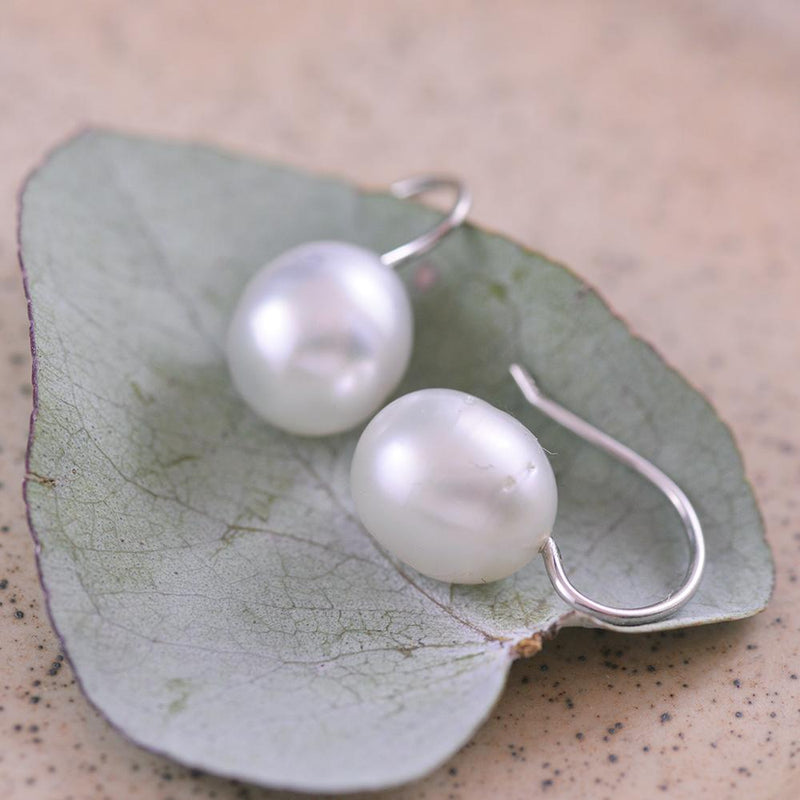 18ct White Gold White South Sea Pearl Drop Earrings