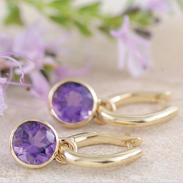 Amethyst Ear Pendants in Yellow Gold