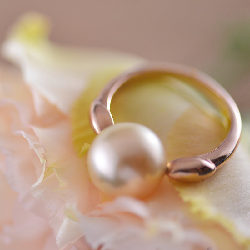 9k Rose Gold Ring with Golden South Sea Pearl