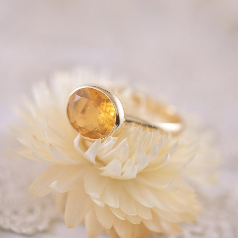 9ct Yellow Gold and Horizontal Oval Citrine Ring