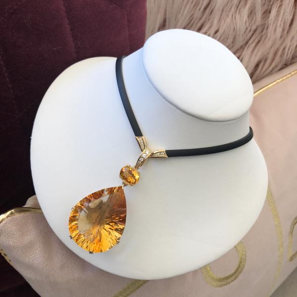 Citrine and Diamond Pendant in 18k Yellow Gold