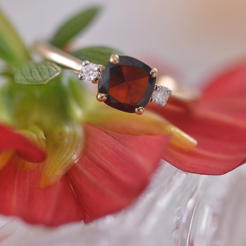 Garnet dress on sale ring