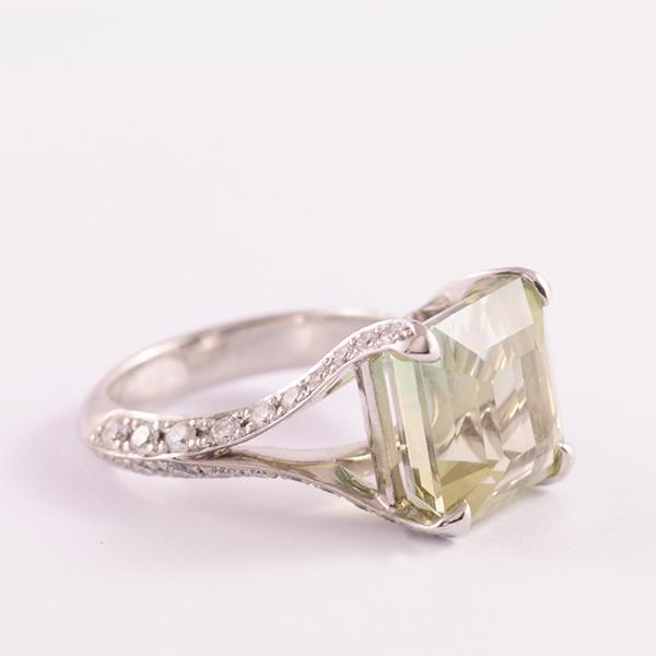 Green Tourmaline and Diamond Ring in 18k White Gold