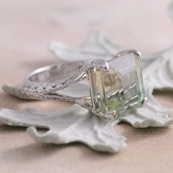 Green Tourmaline and Diamond Ring in 18k White Gold