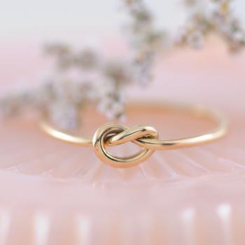 Love Knot Ring 9k Yellow Gold