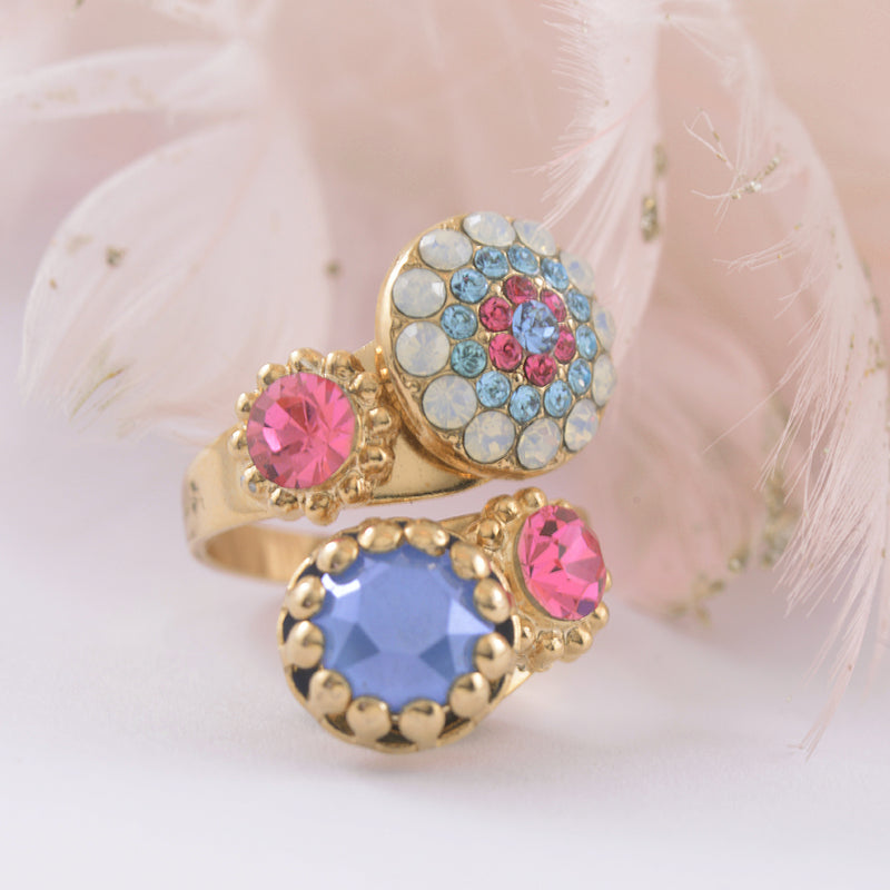 Memories of Montmartre Twist Ring