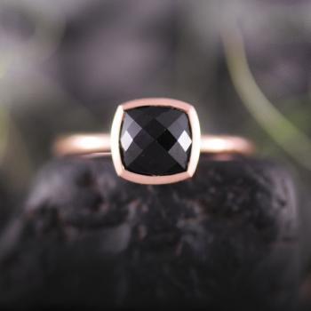 Onyx Cushion Checkerboard 9k Rose Gold Ring