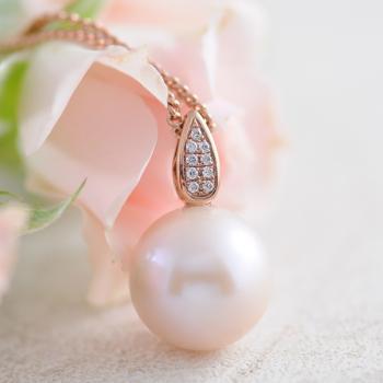 Pink Pearl and Diamond Pendant