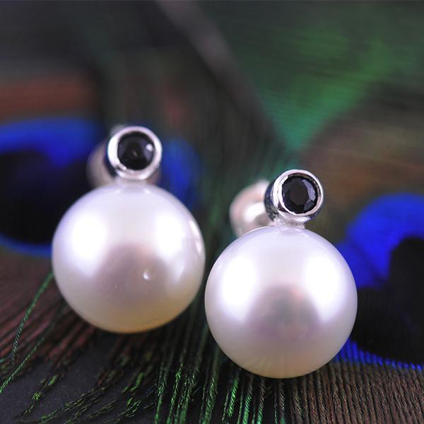 South Sea Pearl & Sapphire Stud Earrings set in White Gold