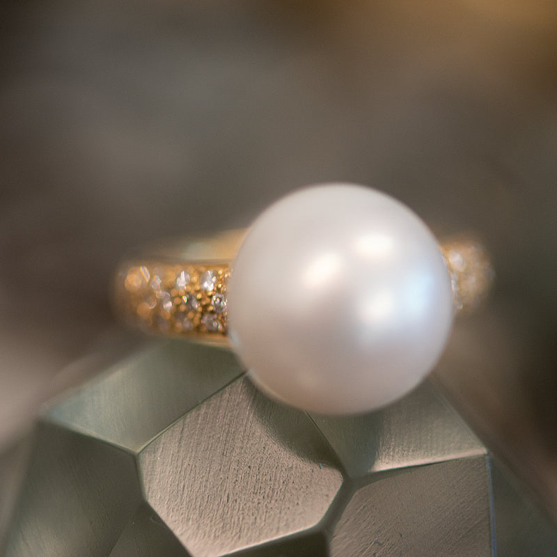 18k Yellow Gold South Sea Pearl and Diamond Ring
