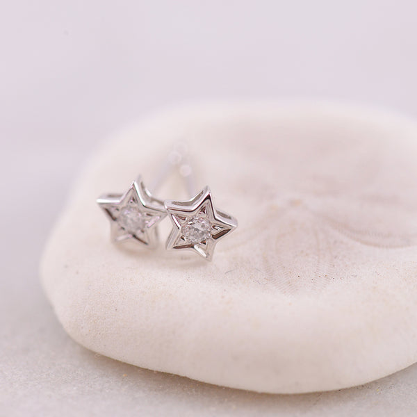 9k White Gold Star Style Stud Diamonds Earrings