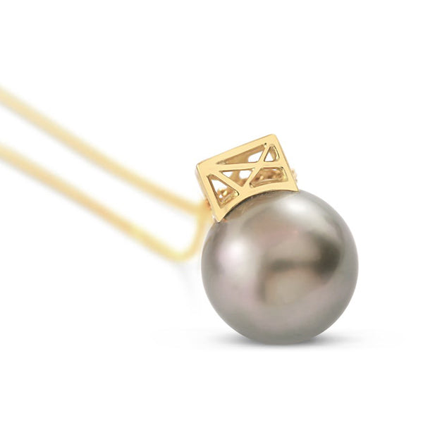 18k Yellow Gold Tahitian Pearl Hand-made Matrix Pendant